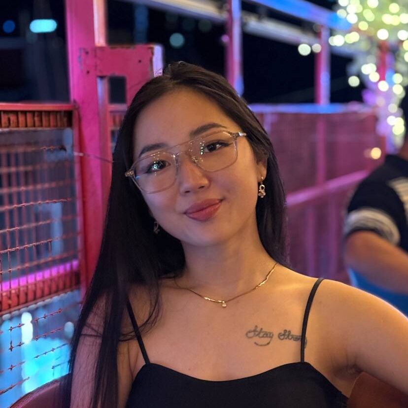 Виолета Ким